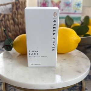 Flora Elixir Botanic Oil Serum - White